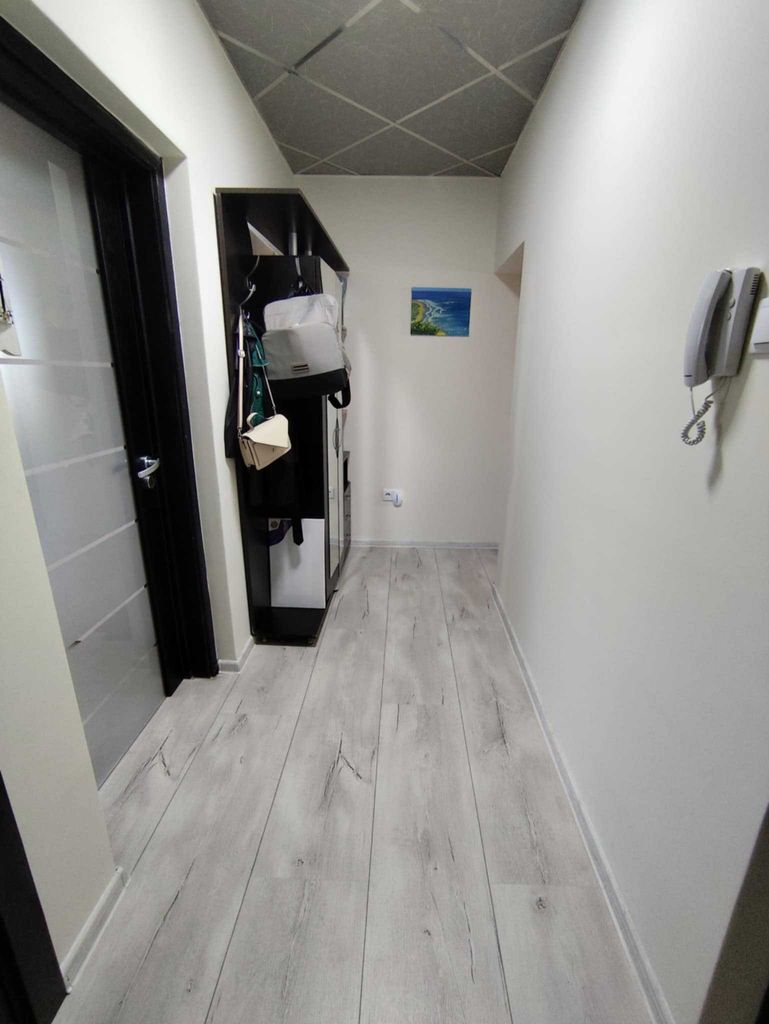 Продава се Тристаен апартамент в Добрич, Център - 100 кв.м за 1199 €/кв.м - Снимка #6