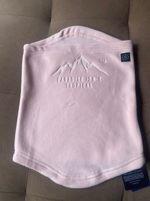 Чисто нова дамска Бандана Dope