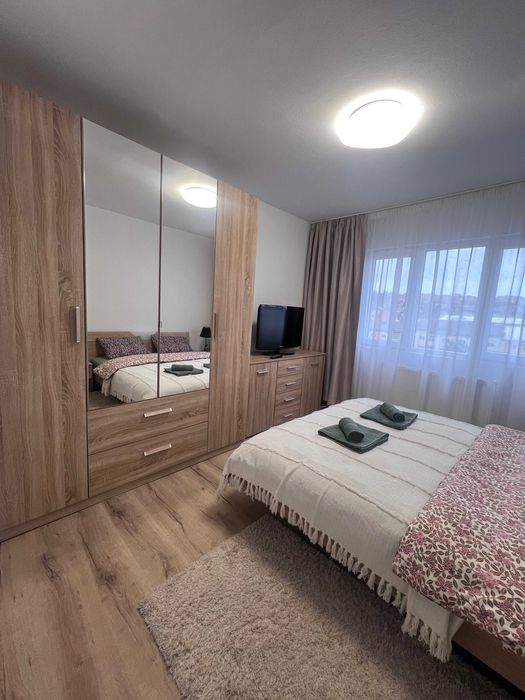 Inchiriez aprtament in regim hotelier 3 camere