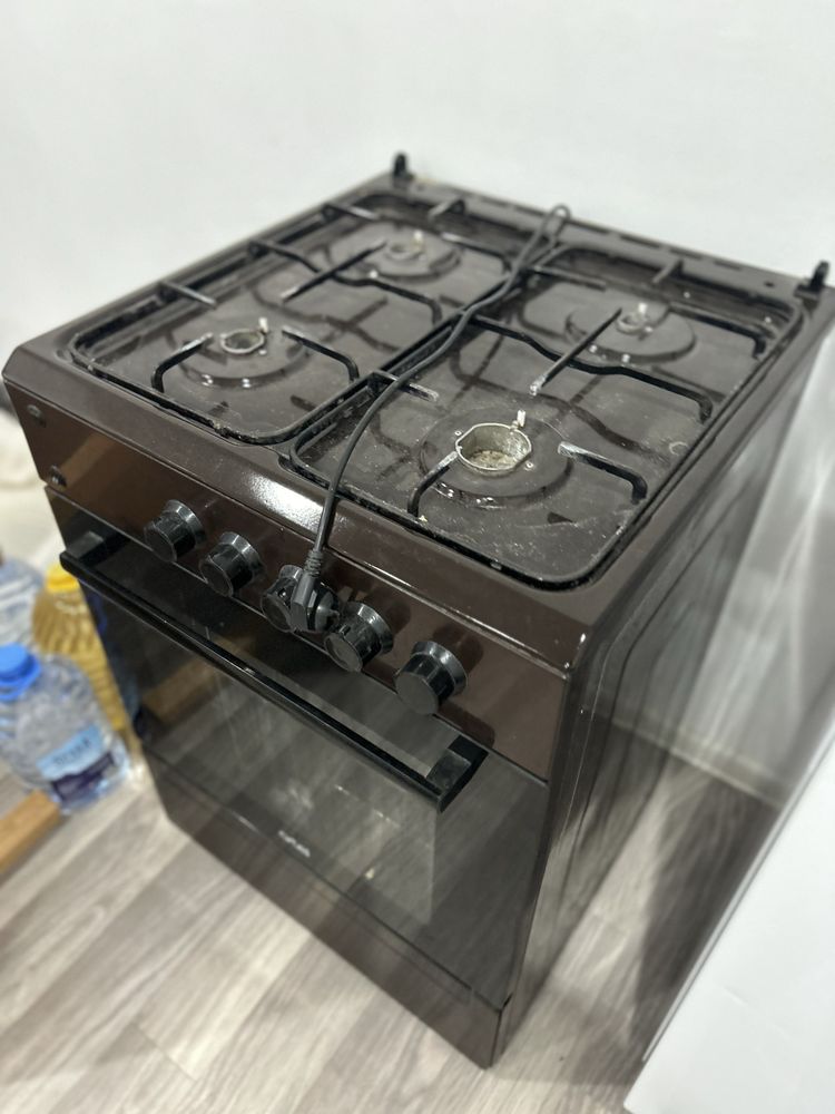 срочно продаю газовую плиту