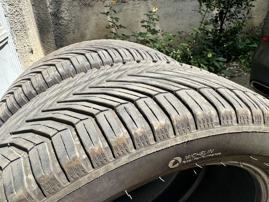 Set 2 anvelope Michelin 235 50 19 Allseason an 2024