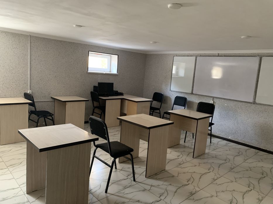 Uy Tayyor 105m2 + 105m2 yerto'lasiga ega joy sotiladi.