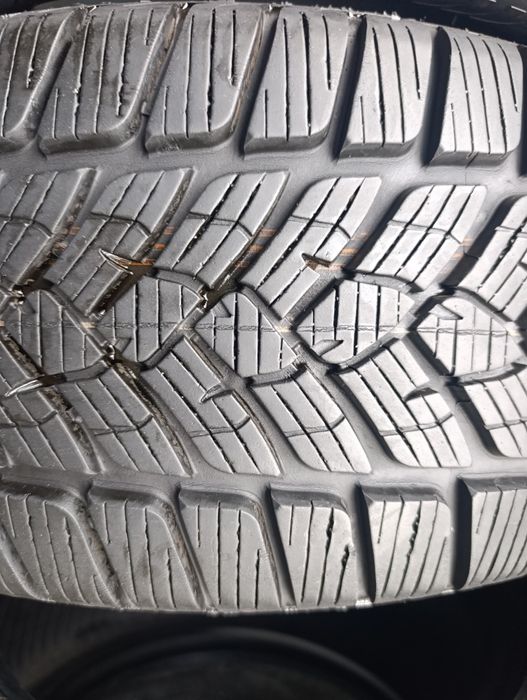 Anvelope de iarnă 215 60 17 Fulda