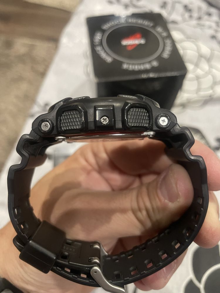 Casio G-SHOCK  GA-110HR-1AER
