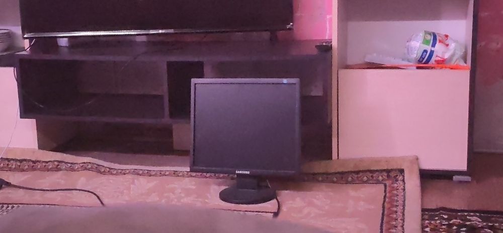 Продам монитор от самсунг в хорошем качестве