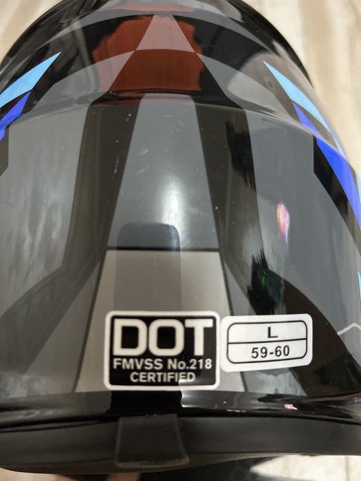 Vand casca full face pret negociabil