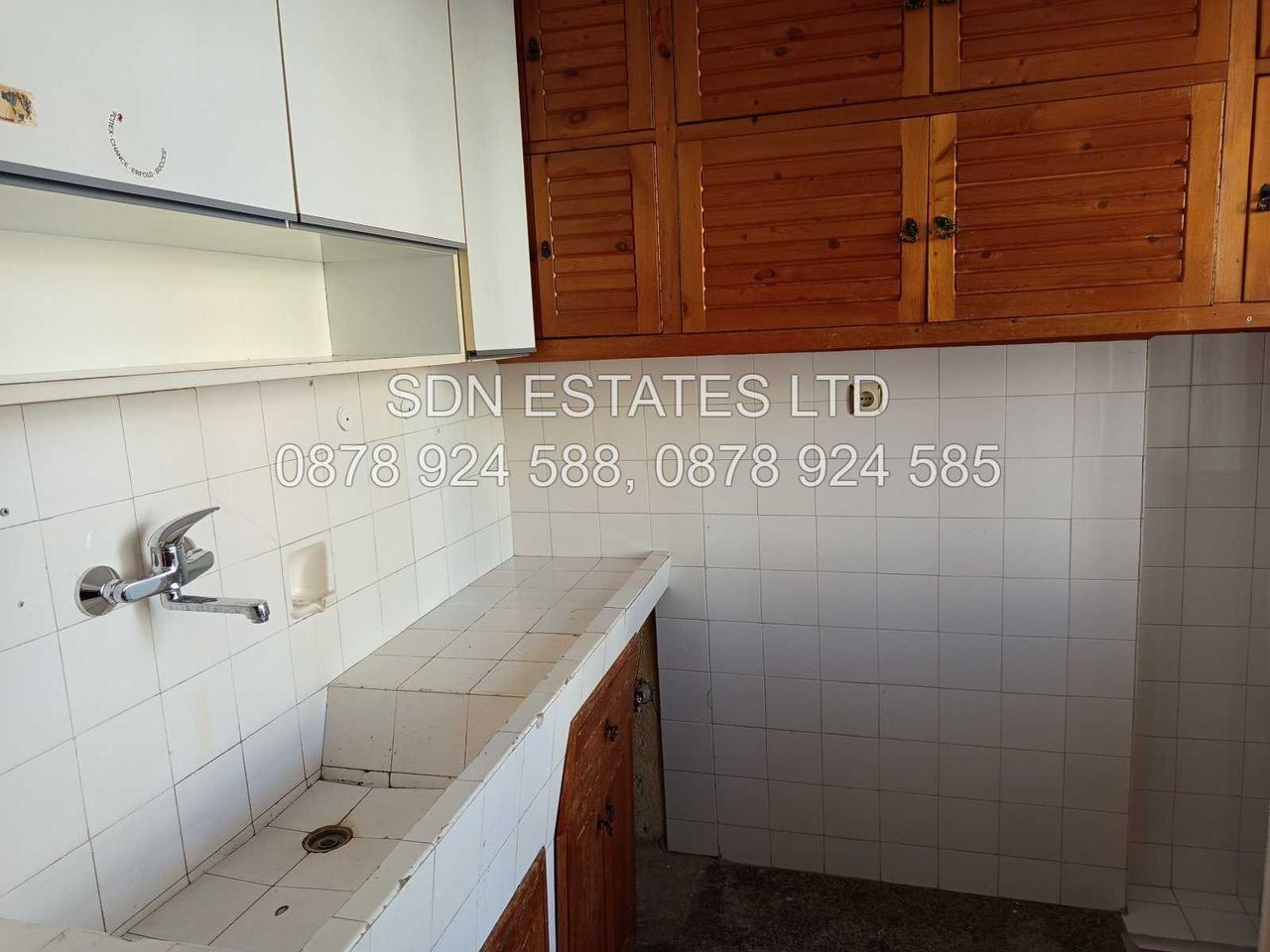 Продава се Тристаен апартамент в Казанлък - 80 кв.м за 1180 €/кв.м - Снимка #4