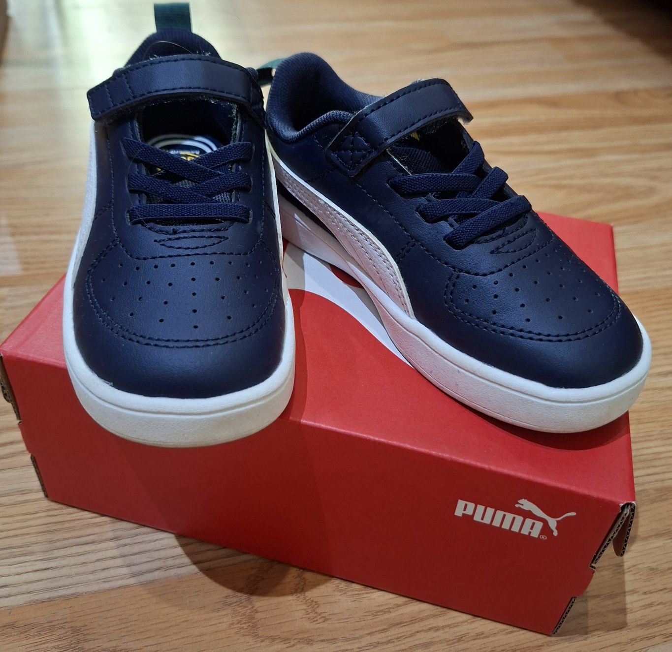 Оригинални маратонки Puma номер 27