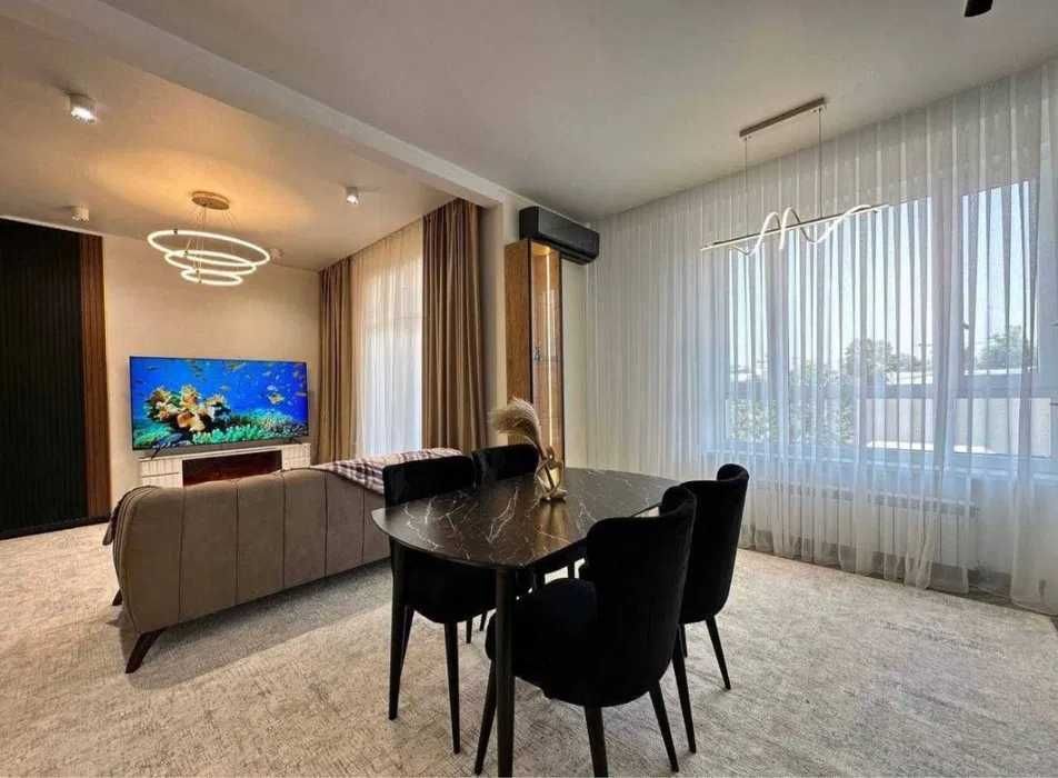 Продается в Чиланзарском районе 1-комнатная