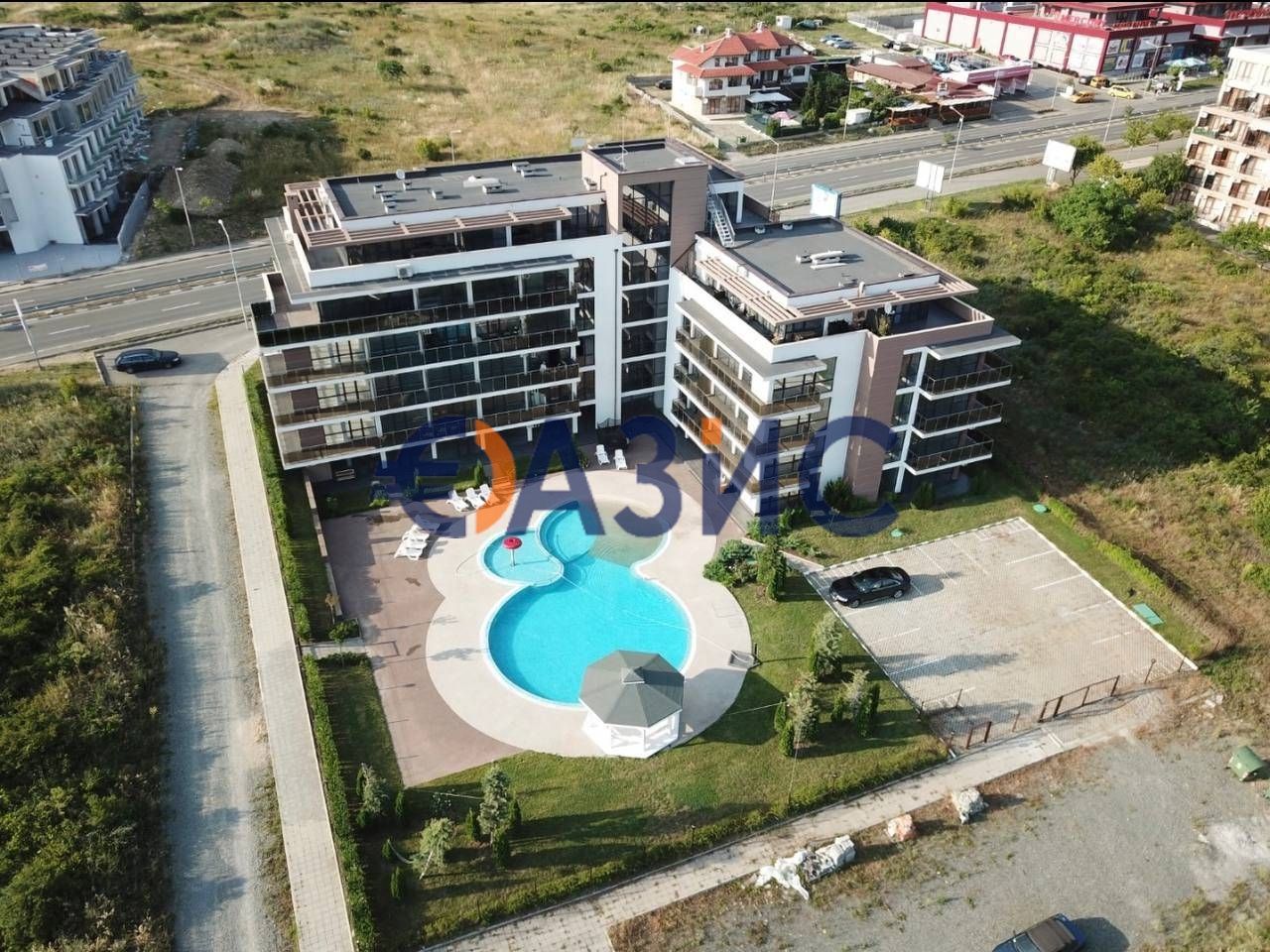 Продава се Тристаен апартамент в Свети Влас - 101 кв.м за 1146 €/кв.м - Снимка #2