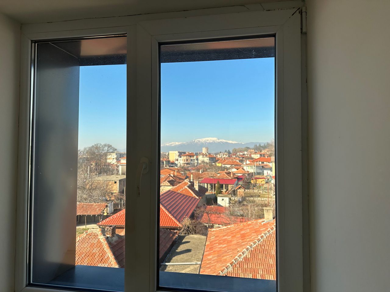 Продава се Тристаен апартамент в Казанлък - 100 кв.м за 867 €/кв.м - Снимка #1