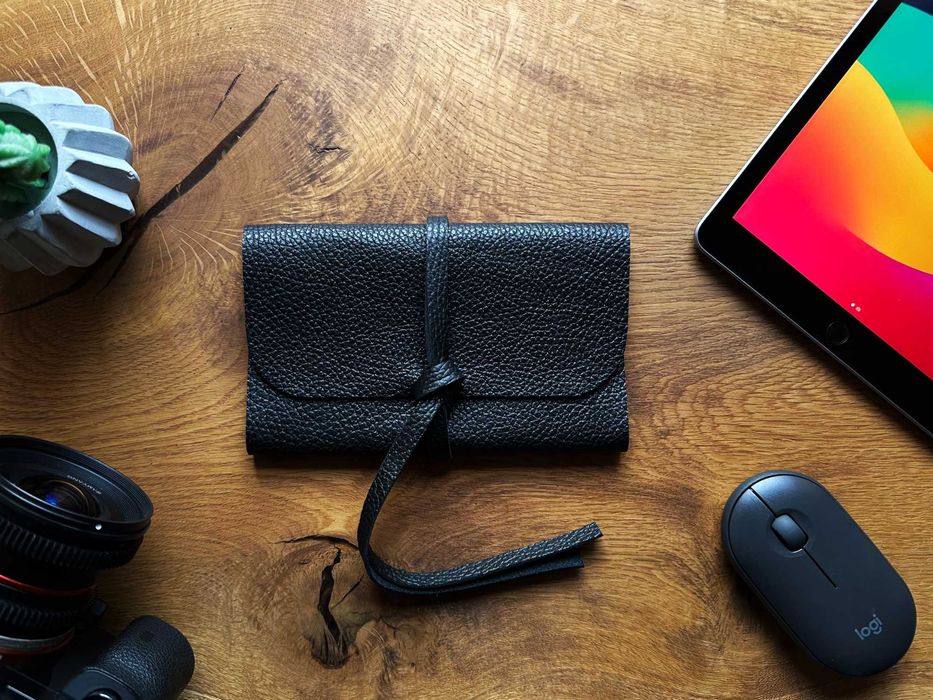 Stick USB lemn, husă de piele pentru fotografi si videografi nunti