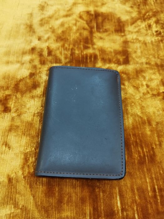 Продавам международна карта.