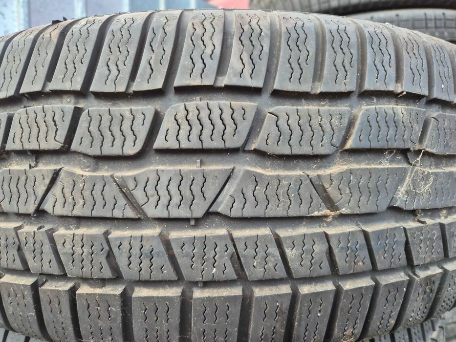 2 Anvelope de IARNA - 215/60/16 - Continental CA NOI DOT 2021