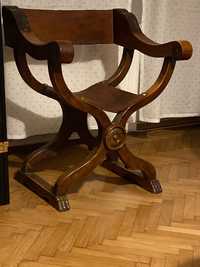 Jilț sau scaun “Florentin”, lemn sculptat și piele.