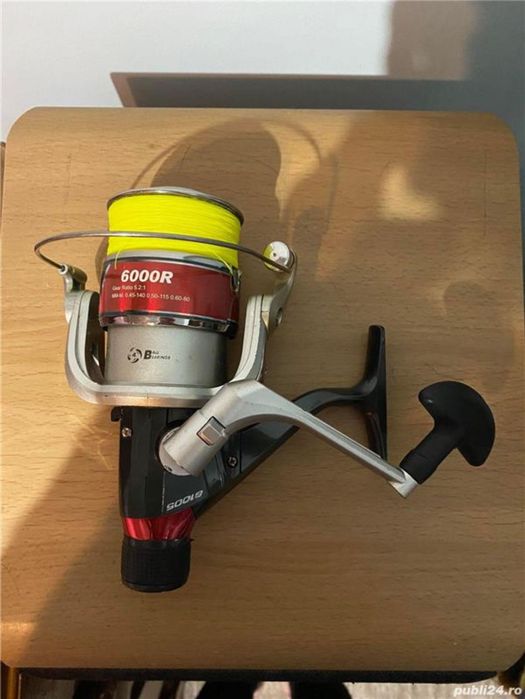 Vand doua mulinete marca MIFINE QUICK