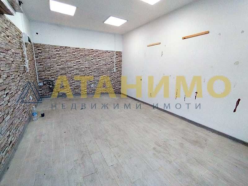 Търговско помещение на пазар ”Красно село”, ул. Княгиня Клементина