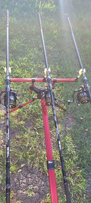 Set Pescuit Complet,Lansete Carbon,Mulinete 7000,Rod Pod, Senzori