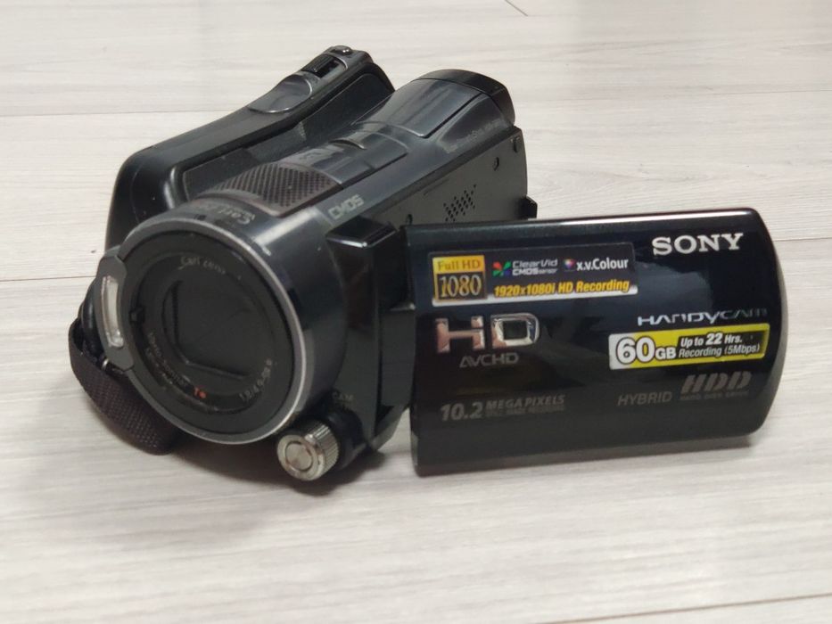 Видео камера Sony HDR-SR11 FullHD zoom 12x HDD 60 GB