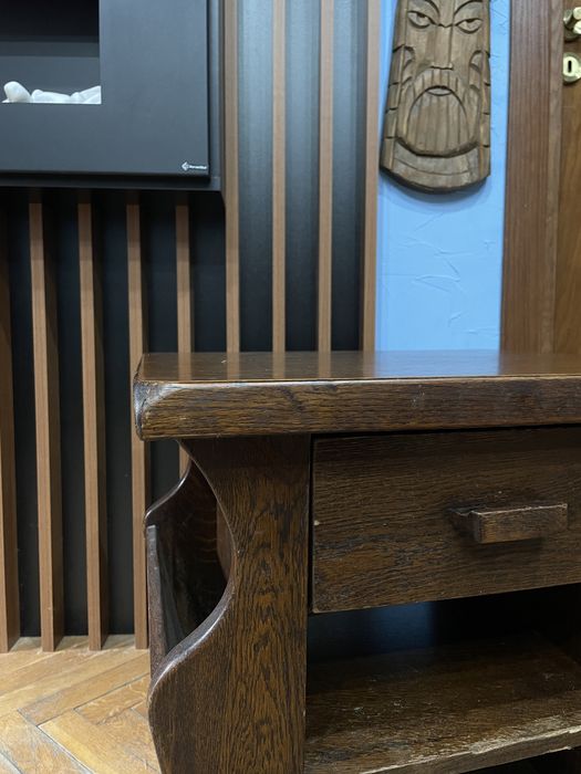 Дървена масичка, помощна