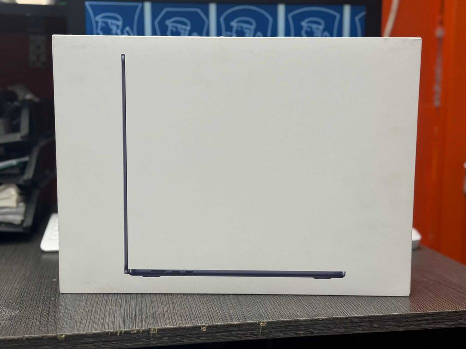 Hope Amanet P4 / MACBOOK M4 A3241 SIGILAT 15"