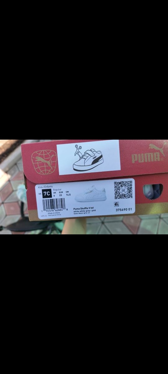 Продам новые детские кроссовки puma