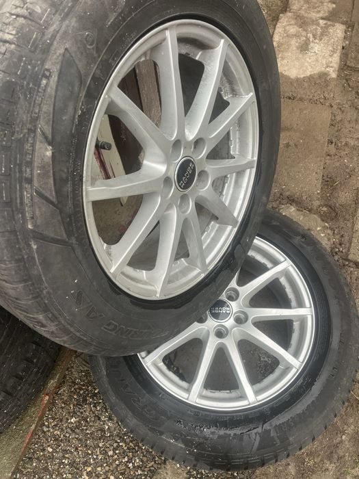 Jante pe 17 cu tit cu cauciuc 400 de euro negociabil