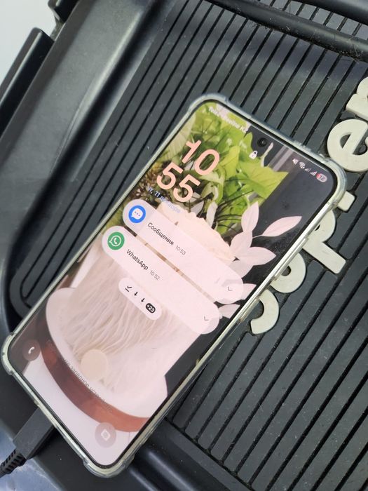 Продам самсунг с 24 в отличном состоянии