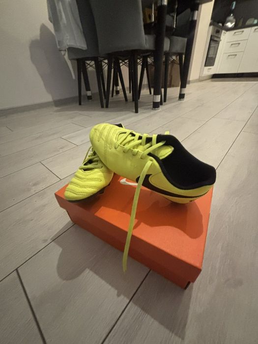 Детски бутонки Nike