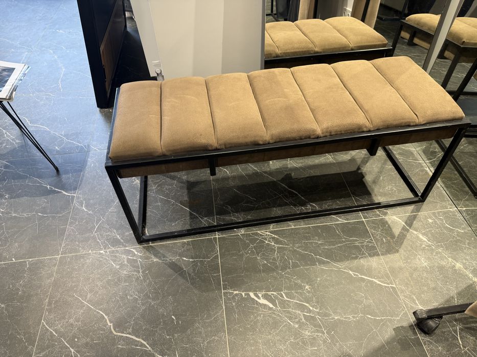 Пуфик в хорошем состоянии