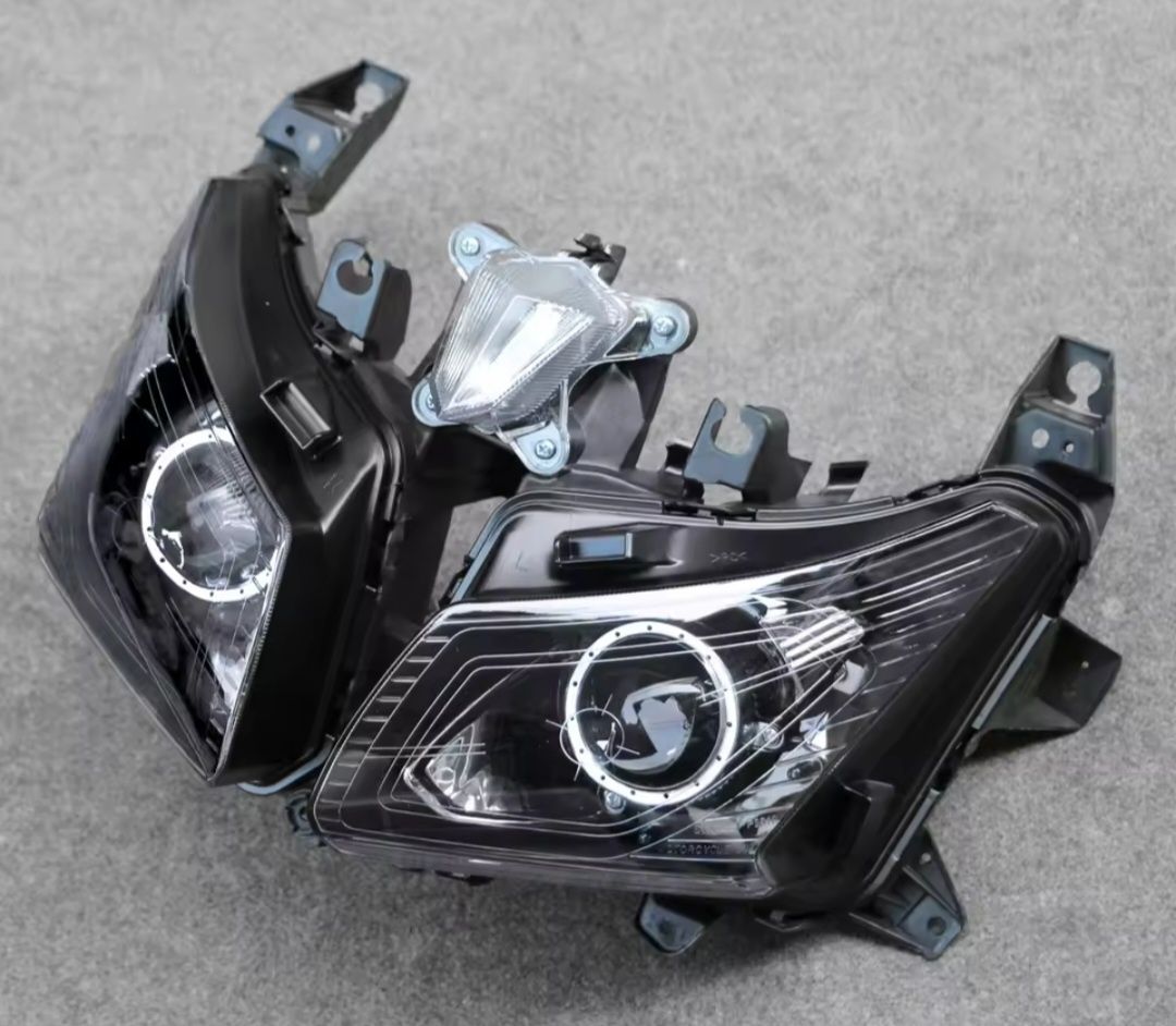 Фар за Yamaha T-max530