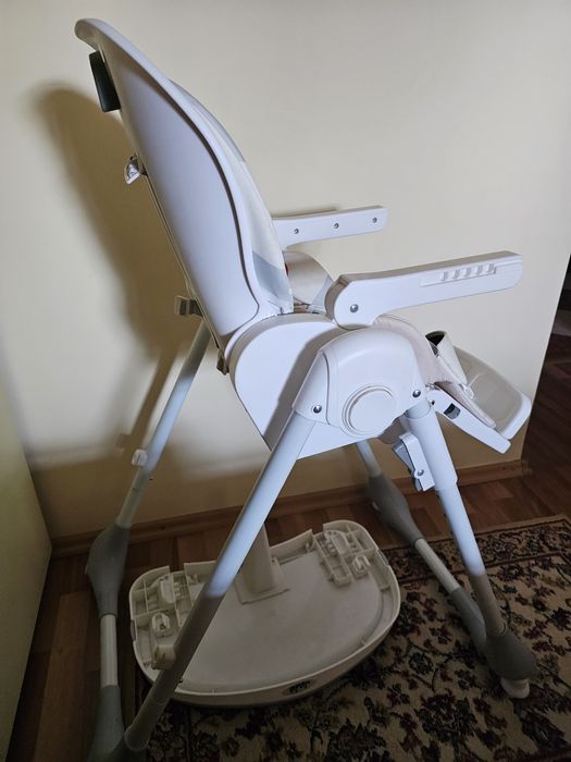 Scaun de masa Juju reglabil cu roți