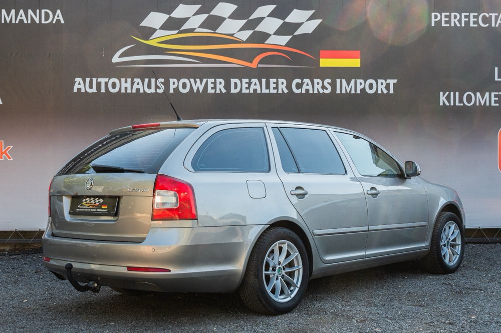 Skoda Octavia - credit auto - rate - senzori- jante -scaune incalzite