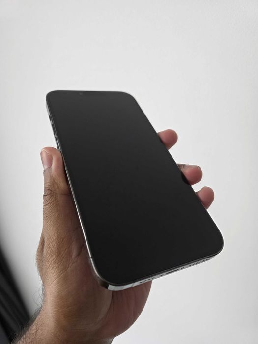 iPhone 13 Pro Max 128GB - 1 година гаранция