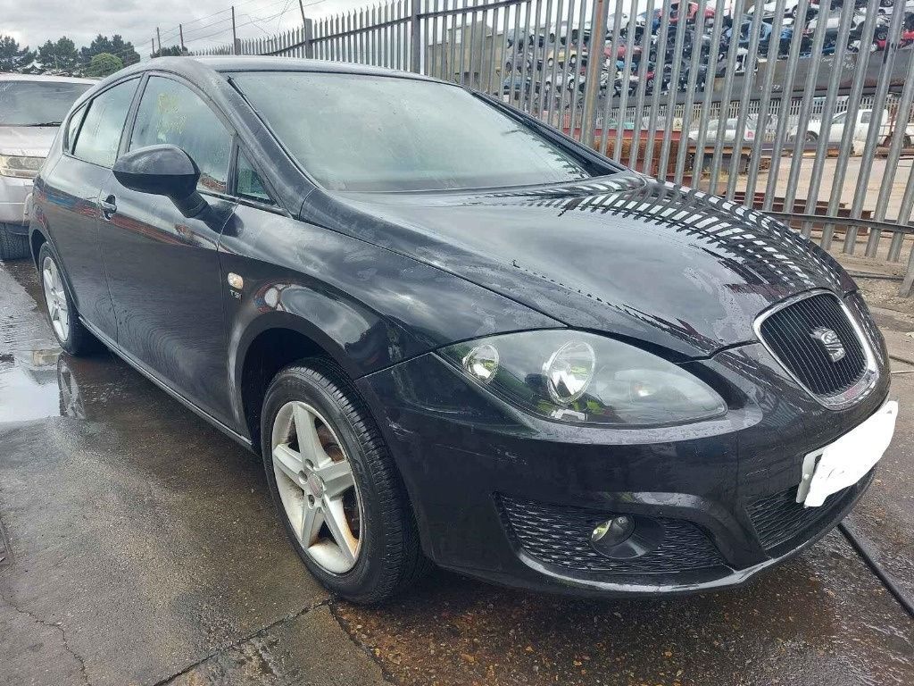 Bara spate Seat Leon 2 2010 HATCHBACK 1.2 TSI CBZB