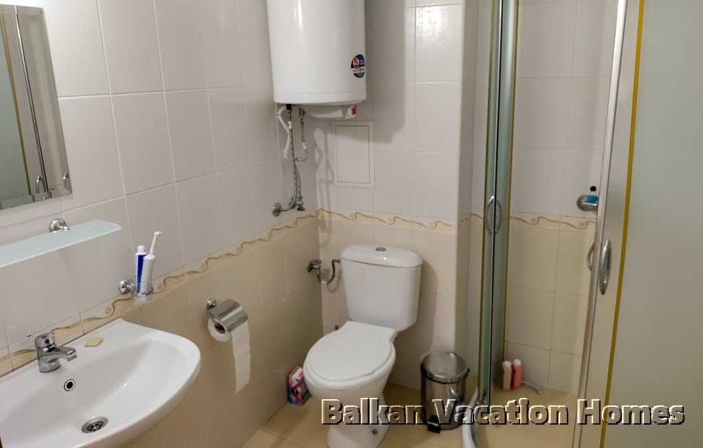 Продава се Двустаен апартамент в Каварна - 87 кв.м за 633 €/кв.м - Снимка #13
