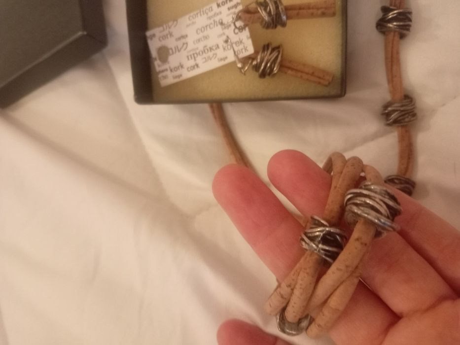 Колие с обеци и гривна от корк, посребрено