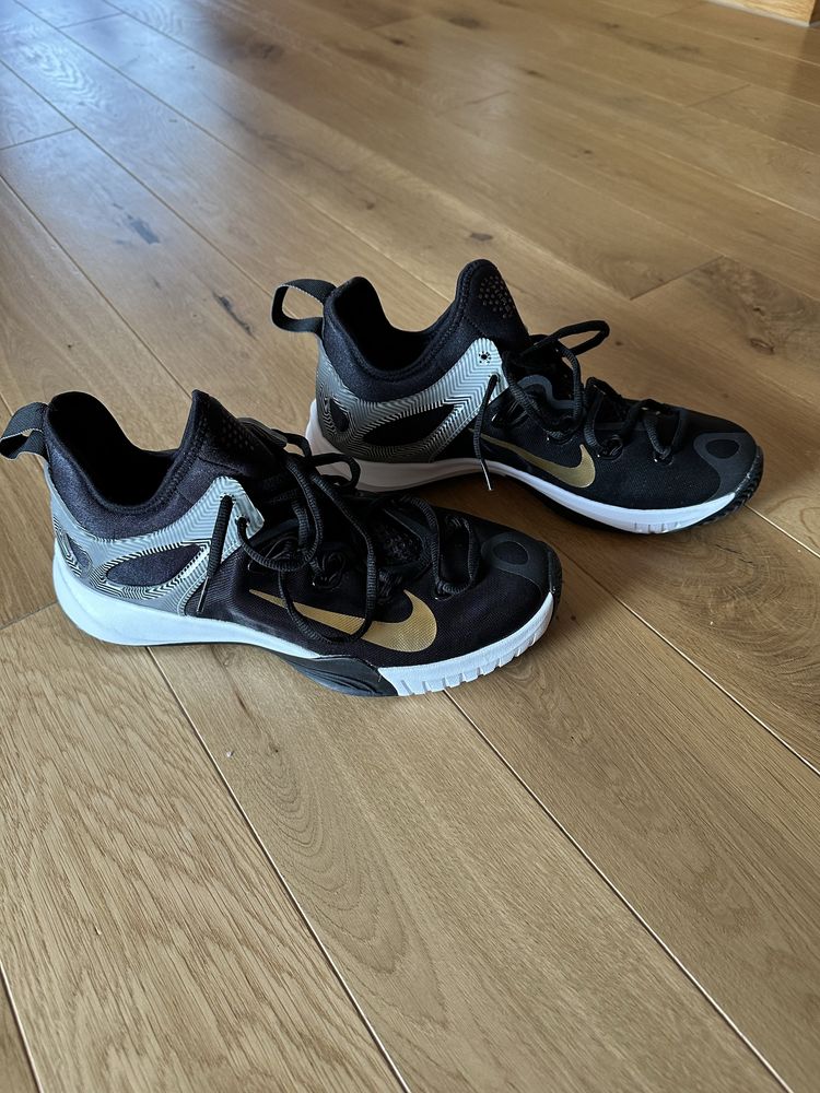 Nike Zoom Hyperrev