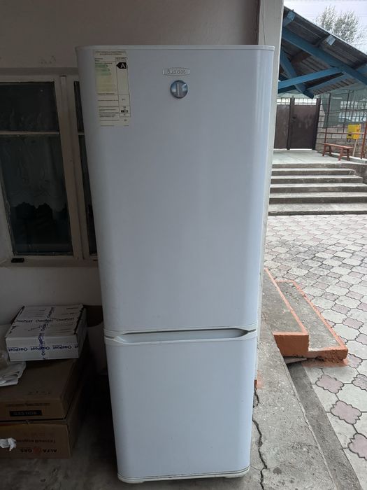 Холодильник бирюса 133