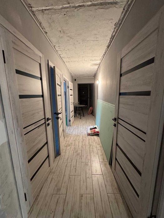 S  Продам 6-ти ком квартиру, можно под офис или иной вид деятельности