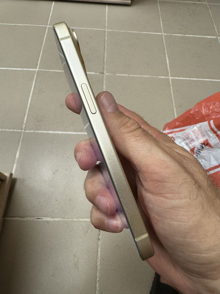 iPhone 15 128gb - отличен