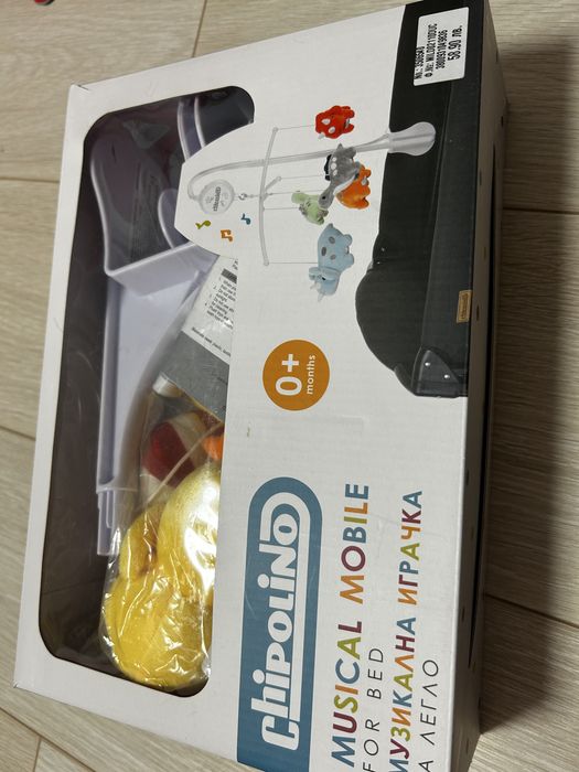 Музикална играчка за легло