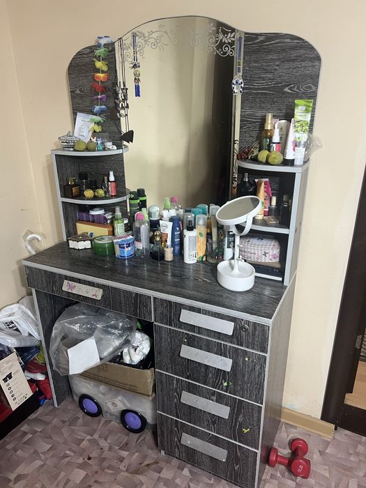 Продам шкафы мебель