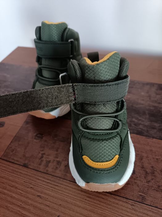 Детски зимни боти