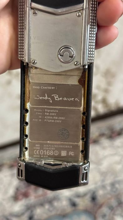 Vertu signature RM-266V нархини келишамиз