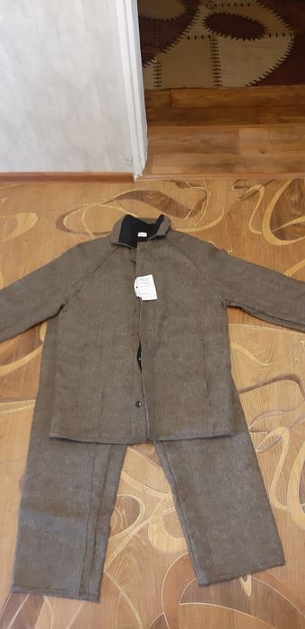 Продам Костюм суконный новый