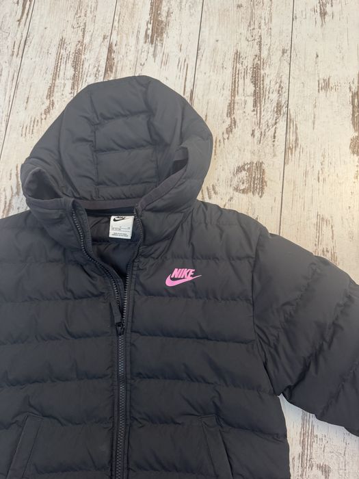 Юношеско яке на Nike