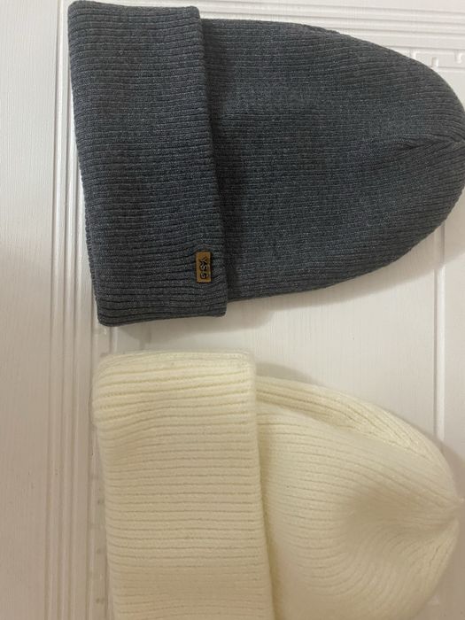 Шапки в отличном состояний