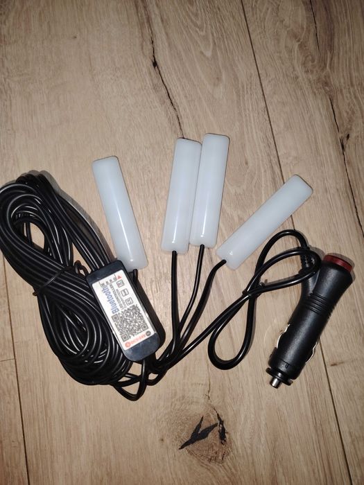 Авто система за Амбиентно Осветление LED