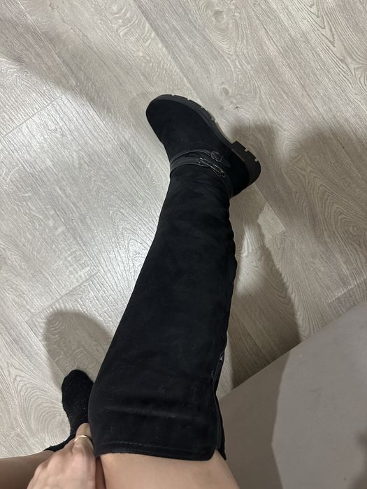 Зимние замшевые ботфорты